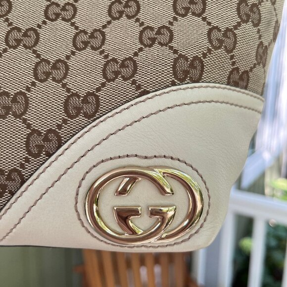 Gucci GG Canvas Shoulder Tote Bag - Authentic - Picture 6 of 17